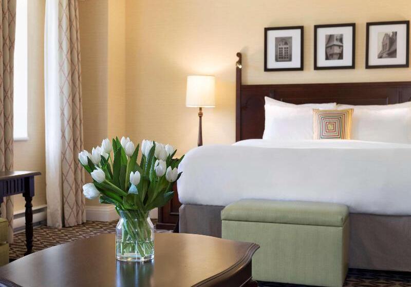 キングサイズベッドのスタンダードルーム, Fairmont Le Manoir Richelieu