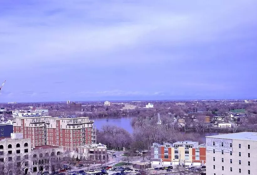 سوییت, Fairmont Winnipeg
