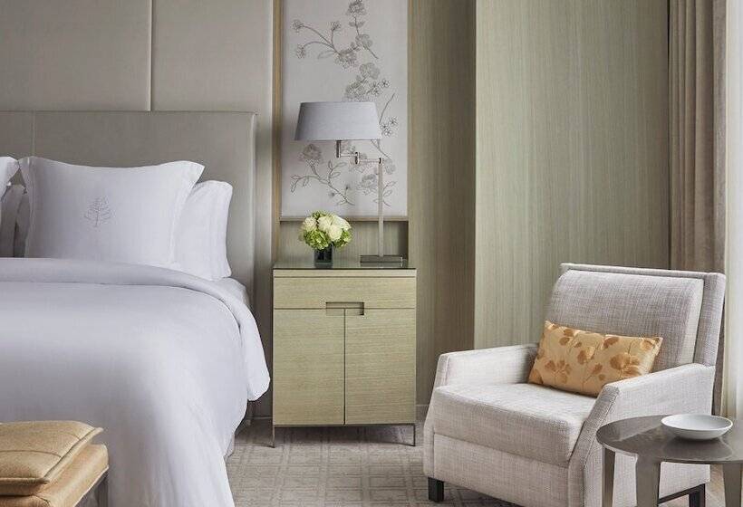プレミアムルーム, Four Seasons Hotel Toronto