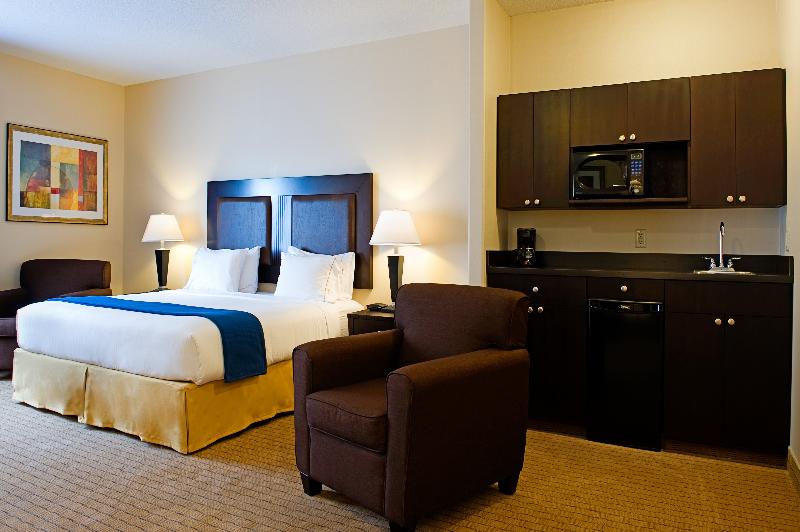 סוויטה אקזקיוטיב, Holiday Inn Express & Suites Regina South, An Ihg