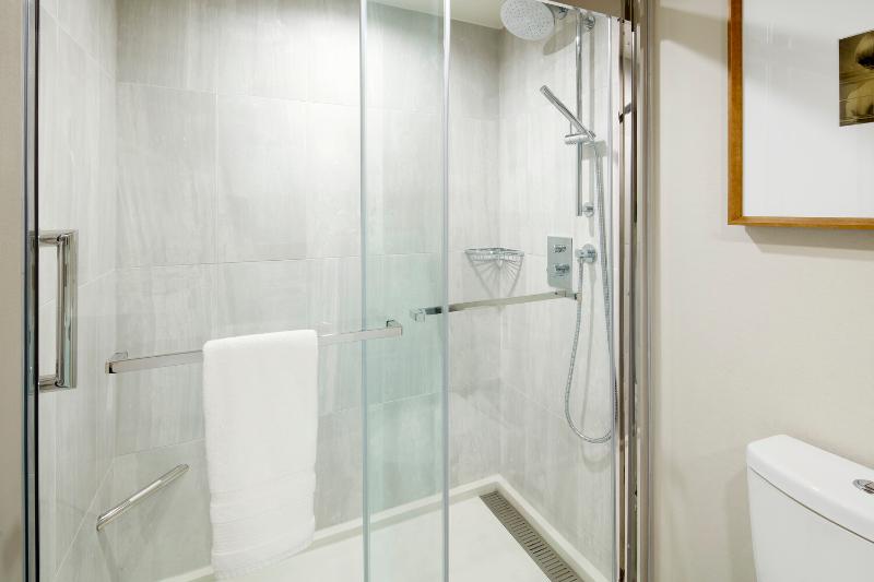 Номер Клуб, Le Centre Sheraton Montreal