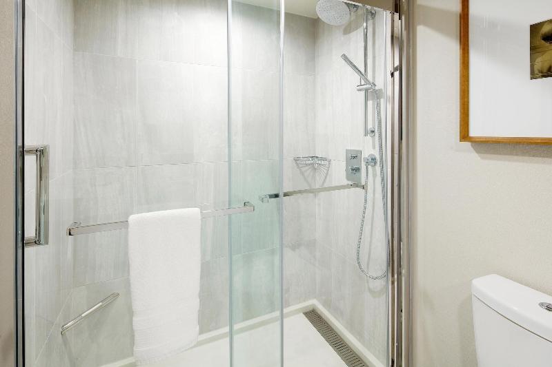 Номер Deluxe, Le Centre Sheraton Montreal