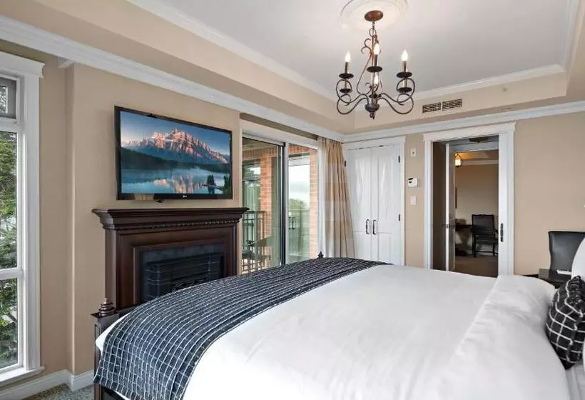 سوئیت با تخت بزرگ, Oak Bay Beach