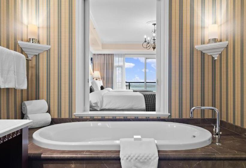 侧面带海景及夫妻床的标准公寓, Oak Bay Beach