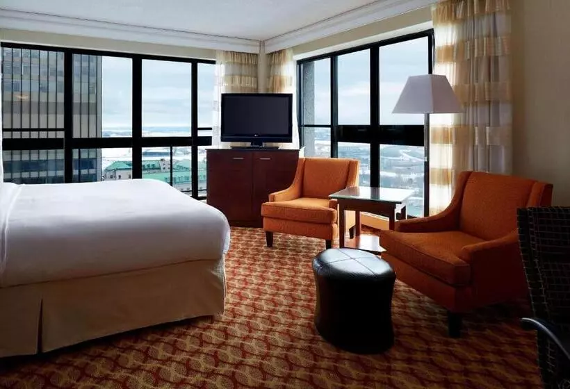 キングサイズベッドのエクゼクティブルーム, Ottawa Marriott