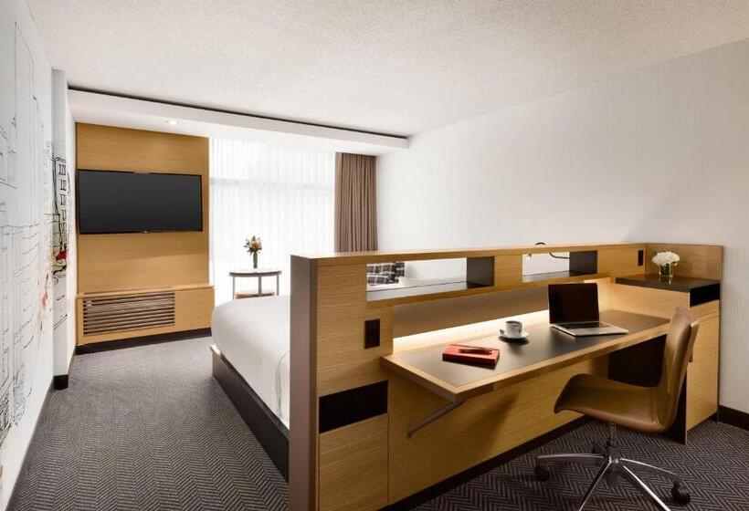 带大床的高级房间, Pur, Quebec, A Tribute Portfolio