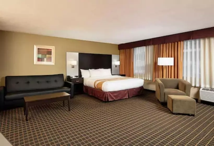 Sviitti Liikuntarajoitteisille, Quality Inn & Suites Windsor Downtown