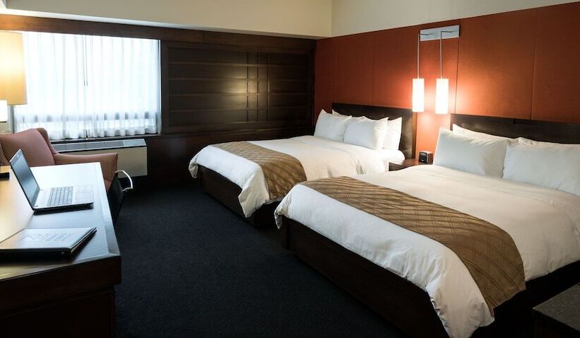 豪华房间, Ruby Foo's