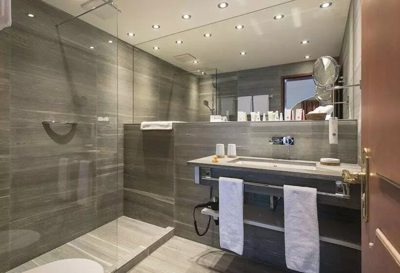 スイート, Boutique Hotel Sunstar Brissago Am Lago Maggiore