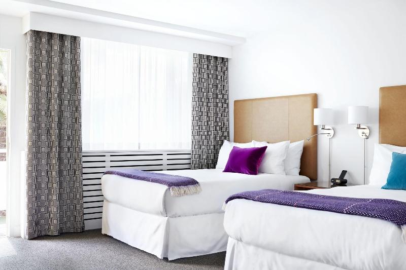 标准间, The Burrard