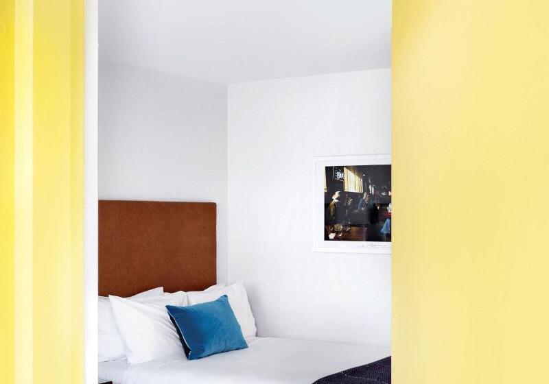 标准间, The Burrard