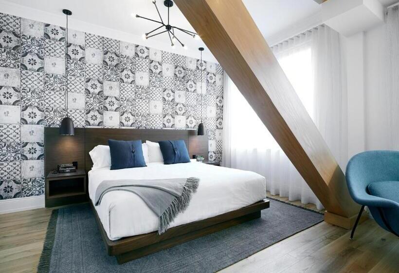 غرفة قياسية سرير كينج, The Walper Hotel, Part Of Jdv By Hyatt