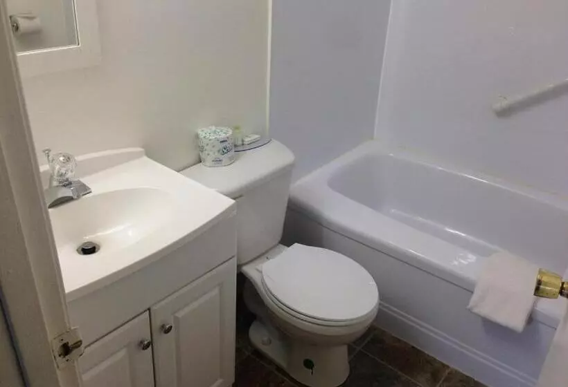 Standard-studio, Travelodge By Wyndham Moose Jaw