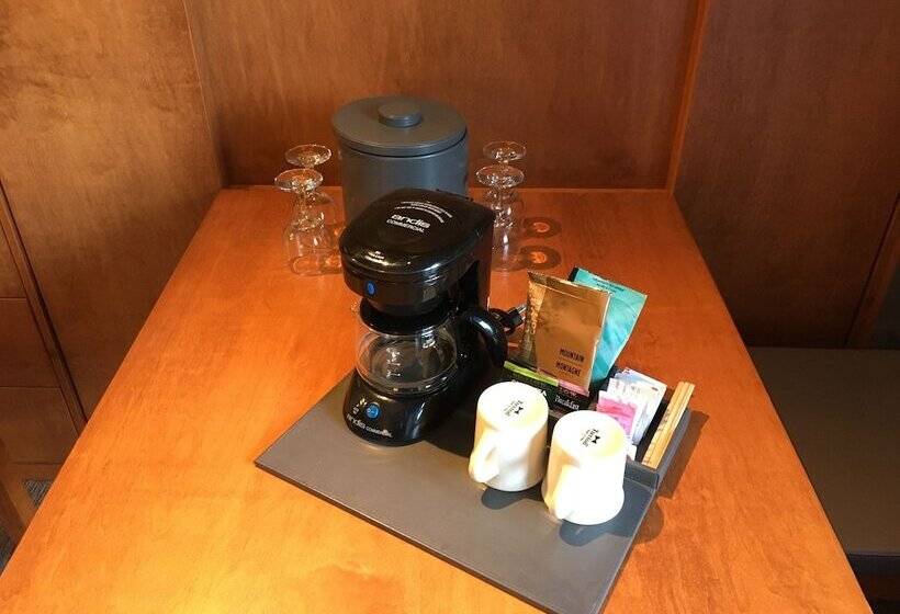标准工作室, Whistler Village Inn & Suites