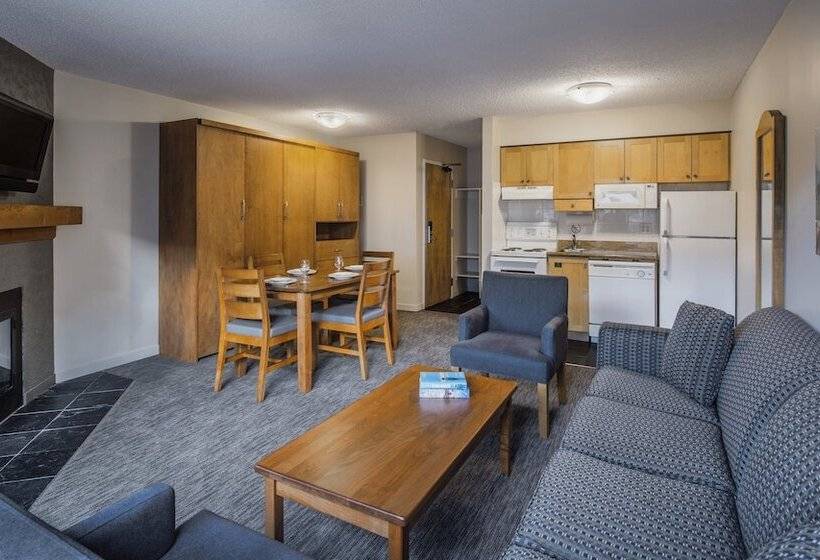 スタンダードスタジオ, Whistler Village Inn & Suites