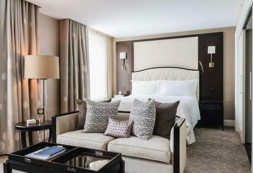 キングサイズベッドのエクゼクティブルーム, Rosewood Hotel Georgia