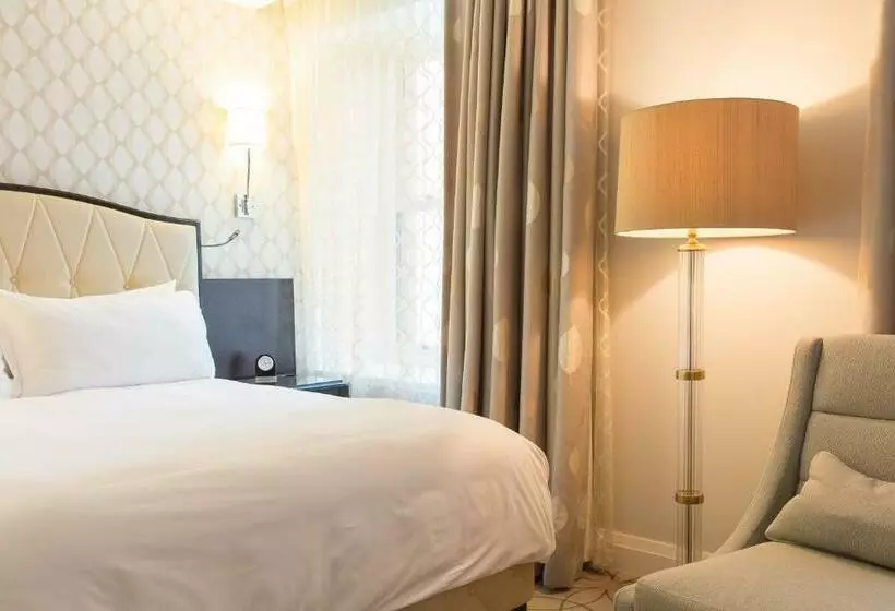 キングサイズベッドのクラシックルーム, Rosewood Hotel Georgia