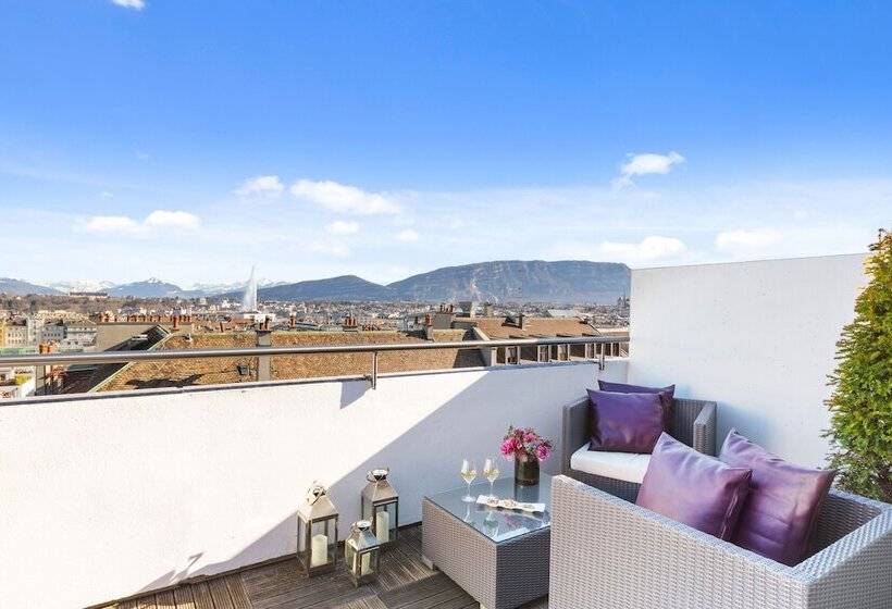 اتاق اجرایی, Auteuil Manotel