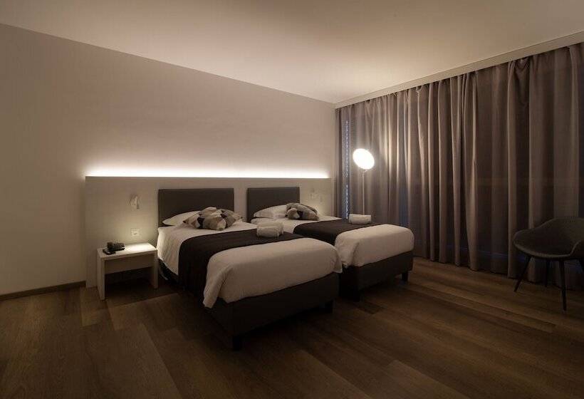 Номер бизнес-класса, Albergo Milano