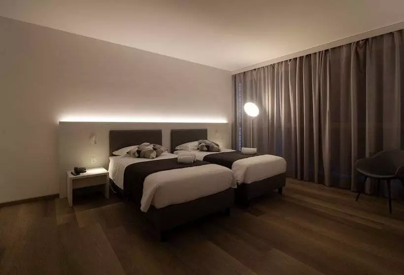 ビジネスルーム, Albergo Milano