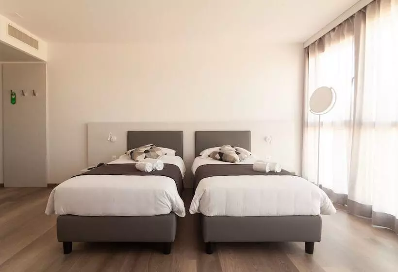 ビジネスルーム, Albergo Milano