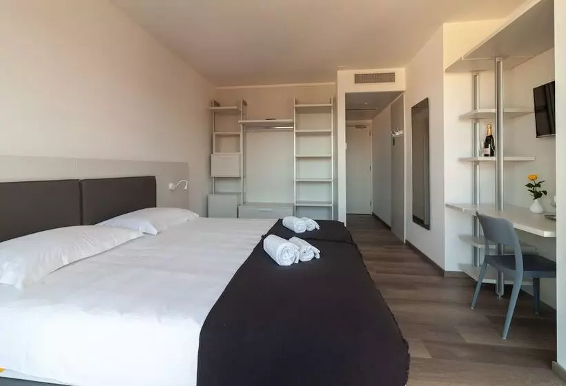 エクゼクティブルーム, Albergo Milano
