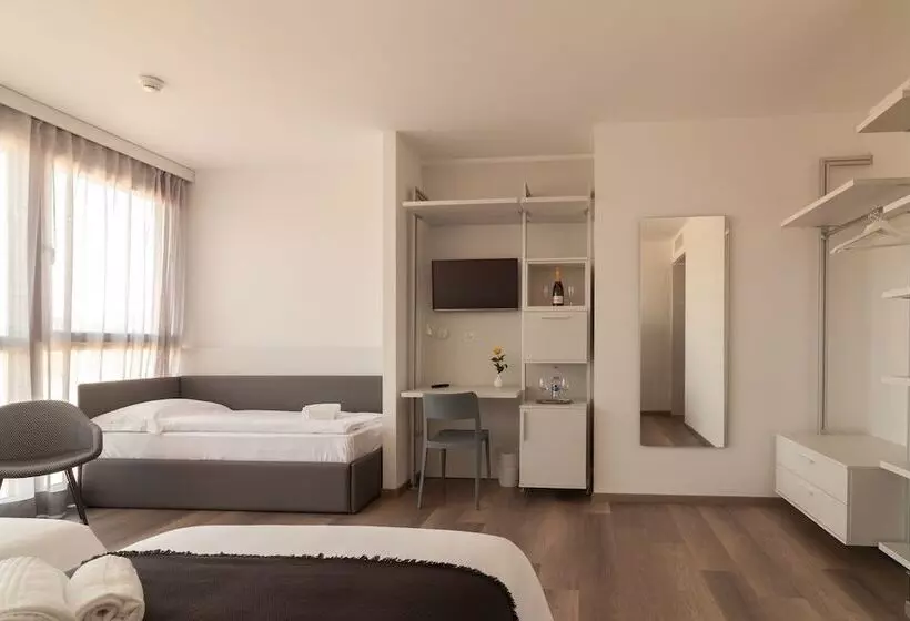 スーペリアールーム, Albergo Milano