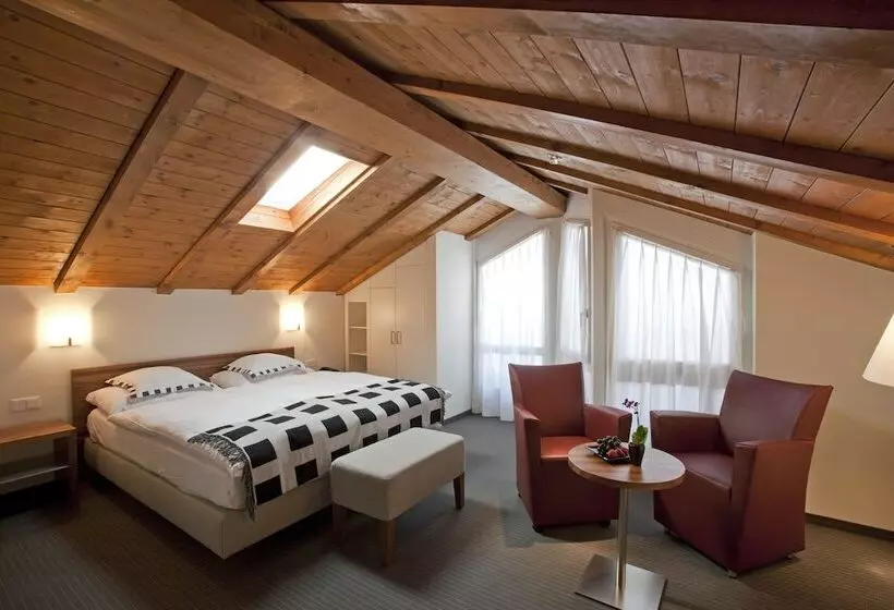 Quarto superior, Allalin Saas Fee