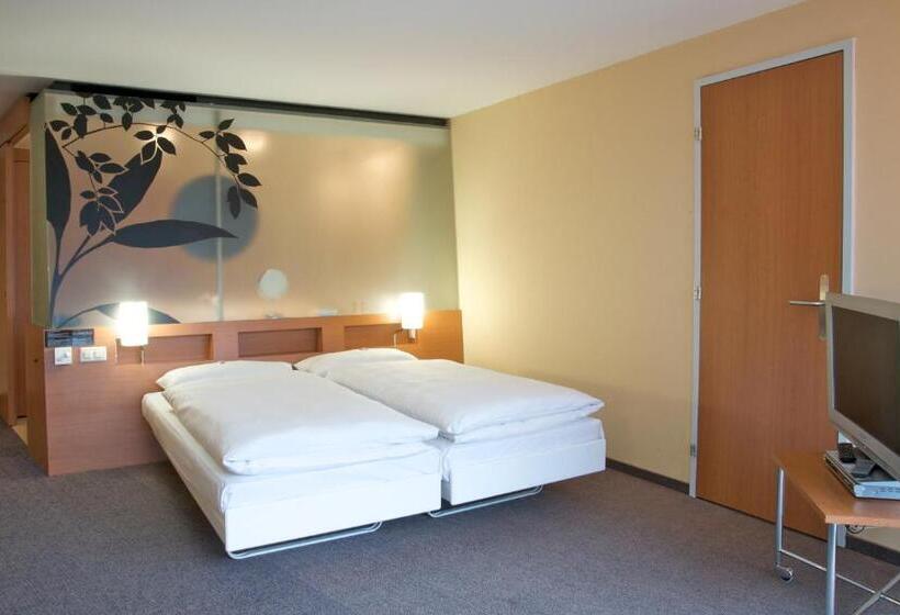 Standardzimmer Stadtblick, Palmiers By Fassbind