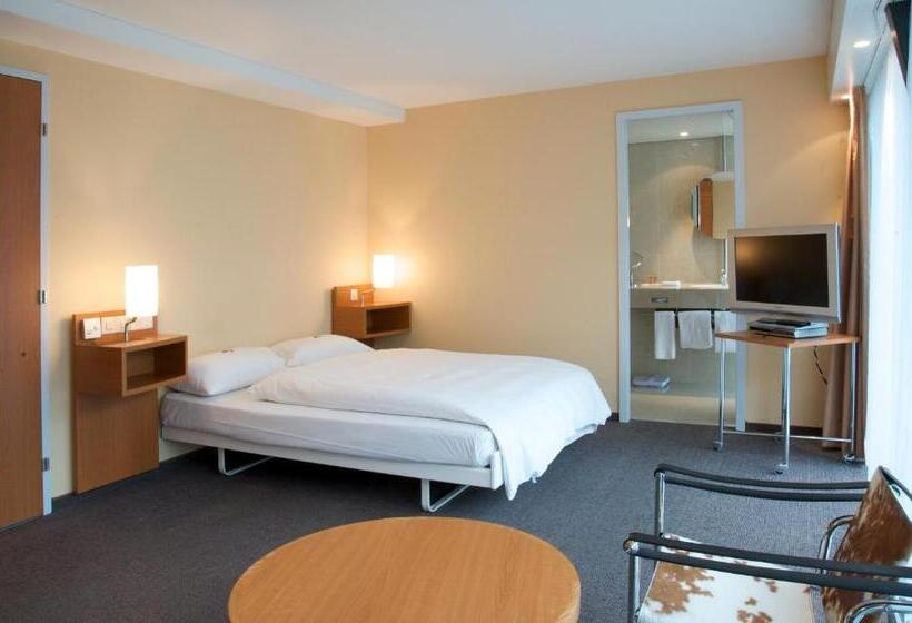 Standardzimmer Stadtblick, Palmiers By Fassbind