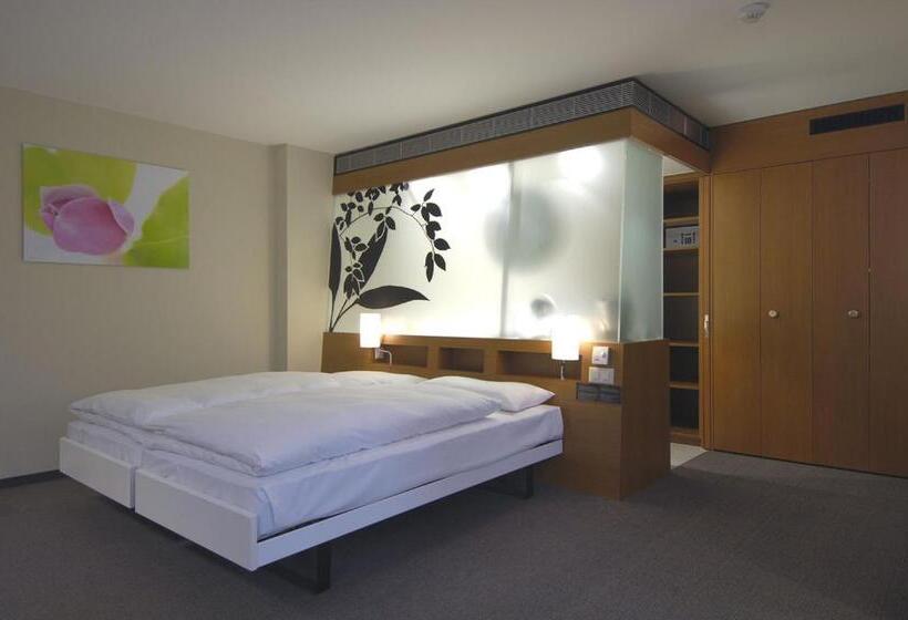 Standardzimmer mit Gartenblick, Palmiers By Fassbind