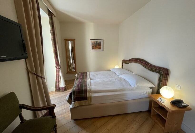 غرفة كومفورت, Bernina 1865 By Kleos Group Collection