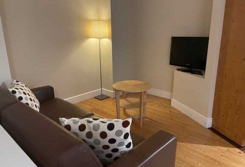 شقة غرفة واحدة, Bernina 1865 By Kleos Group Collection