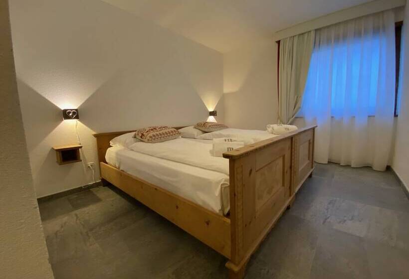 شقة غرفتين, Bernina 1865 By Kleos Group Collection