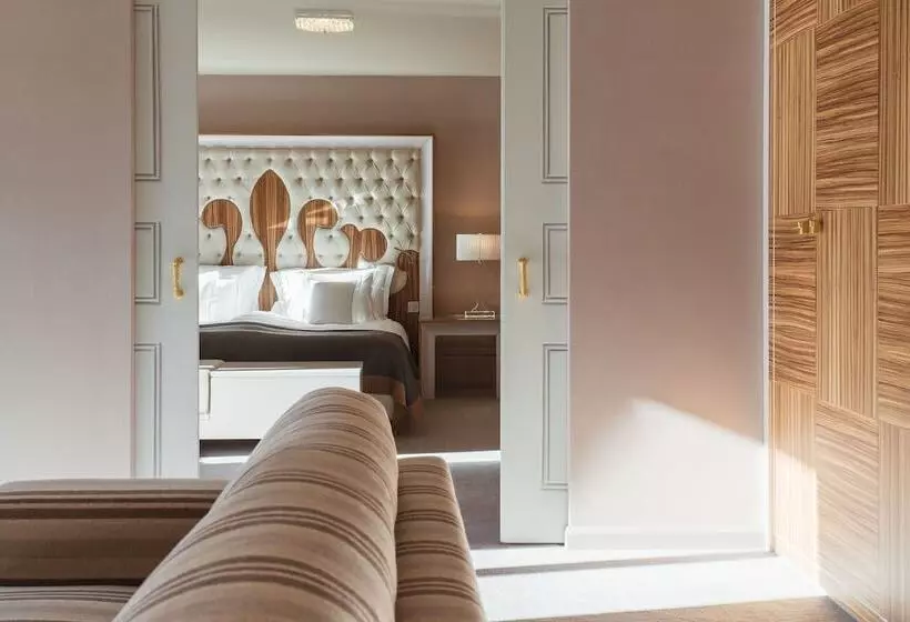 Suite with lake view, Carlton Hotel St Moritz   The Leading Hotels Of The World