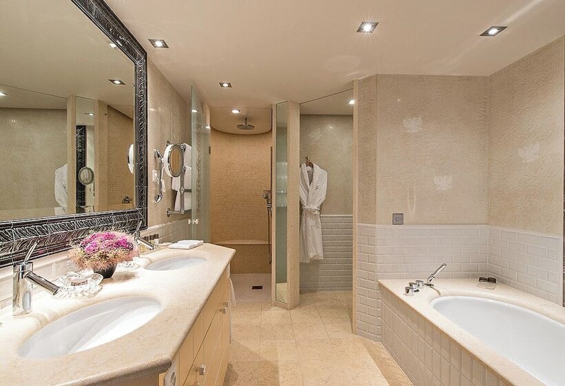 جناح عائلي, Carlton Hotel St Moritz   The Leading Hotels Of The World