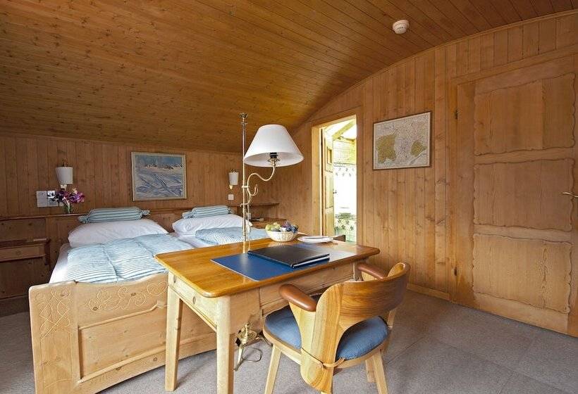 高级大房间, Chesa Grischuna