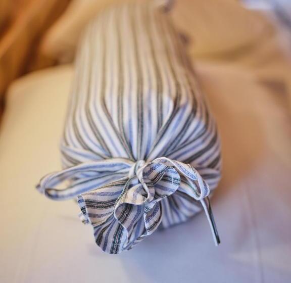 标准间, Chesa Grischuna