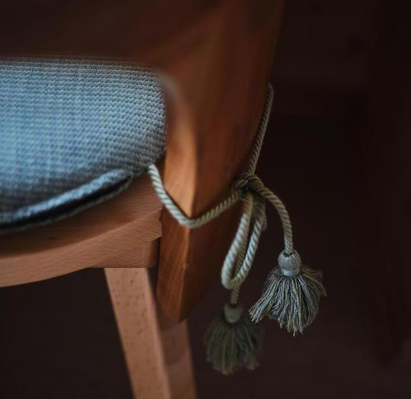 标准单人间, Chesa Grischuna