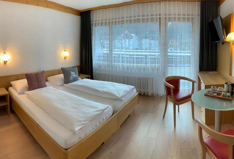 Номер Стандарт с Балконом, Crystal