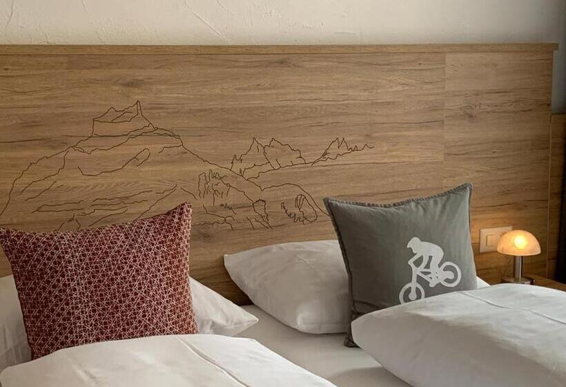 Номер Стандарт с Балконом, Crystal