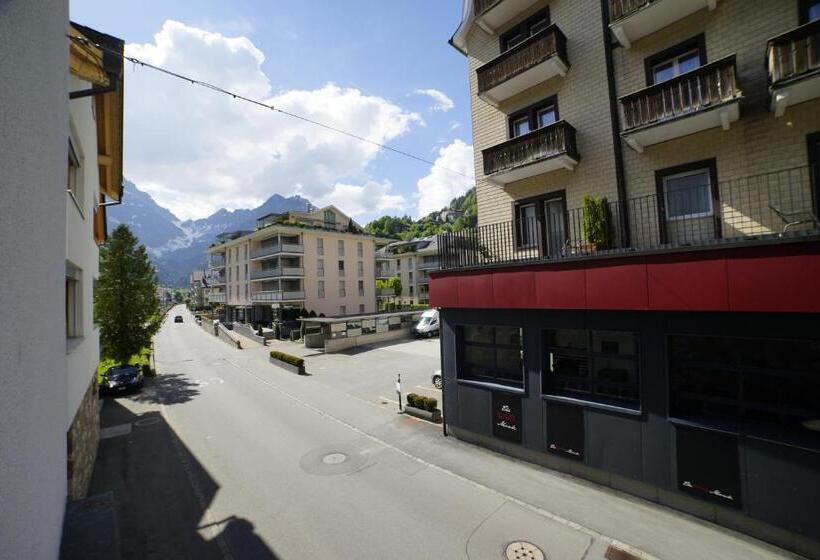 Номер Стандарт Индивидуальный, Crystal