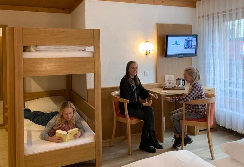 Семейный Номер, Crystal