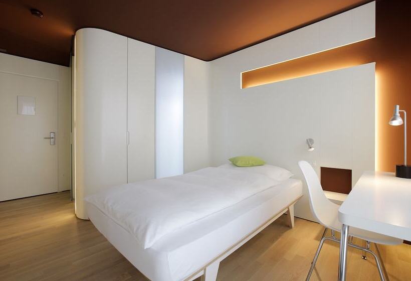 インサイドのシングルルーム, Dom