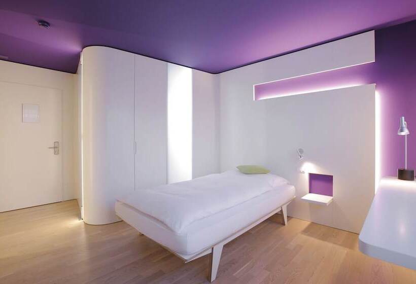 インサイドのシングルルーム, Dom