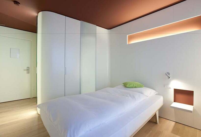 スタンダードシングルルーム, Dom