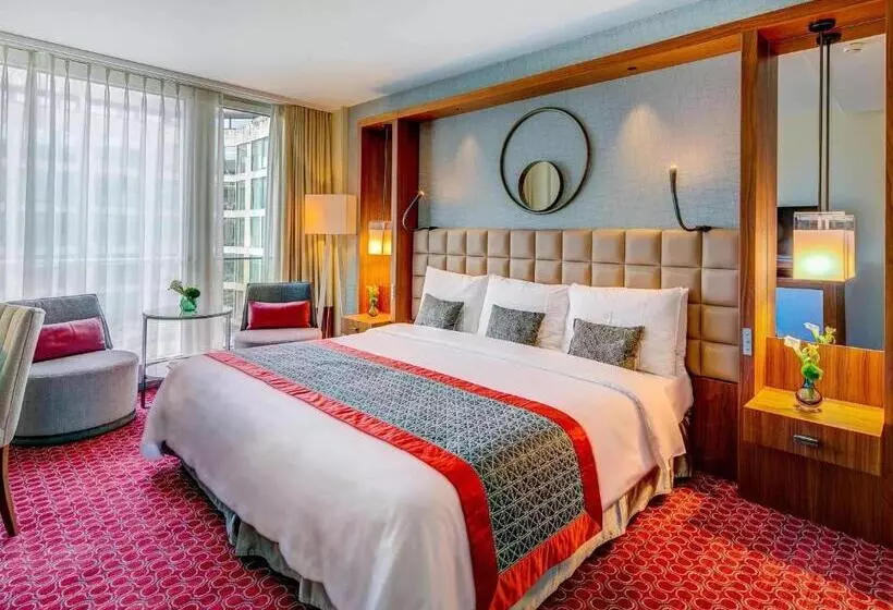 Standard-huone Sisäpuolella, Fairmont Grand Hotel Geneva