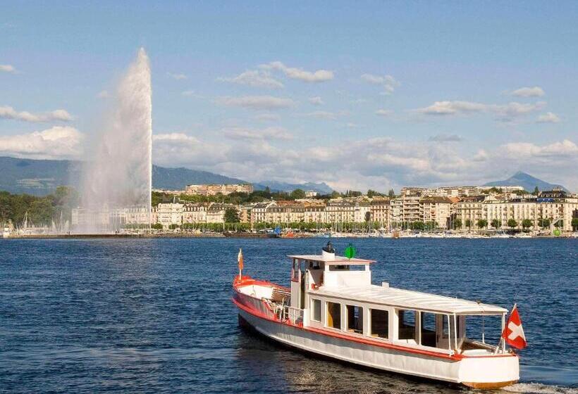 اتاق استاندارد با چشمانداز دریاچه, Fairmont Grand Hotel Geneva