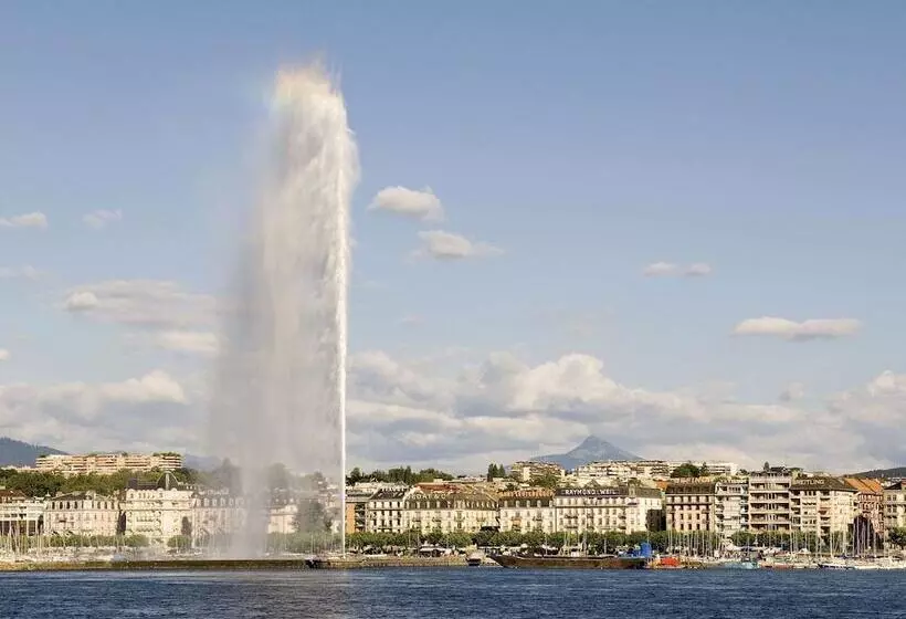 Standard-huone Järvinäkymä, Fairmont Grand Hotel Geneva