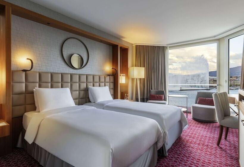 اتاق استاندارد با چشمانداز دریاچه, Fairmont Grand Hotel Geneva
